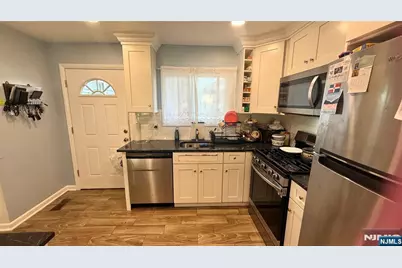 43 Orchard Street 1 #1, Garfield, NJ 07026 - Photo 3
