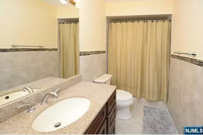 11 Park View Place 2E #2E, Fair Lawn, NJ 07410 - Photo 9