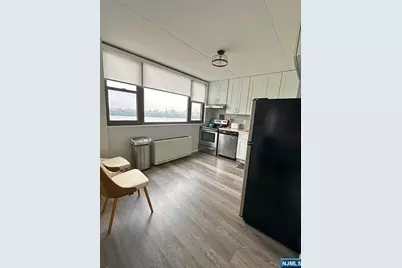 250 Gorge Road 12L #12L, Cliffside Park, NJ 07010 - Photo 13