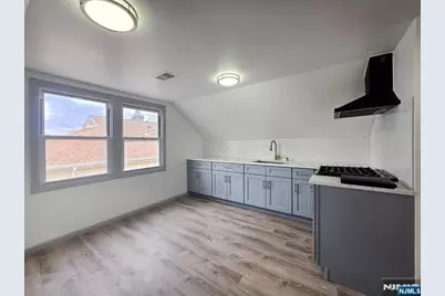 170 Sunset Avenue, North Arlington, NJ 07031 - Photo 3