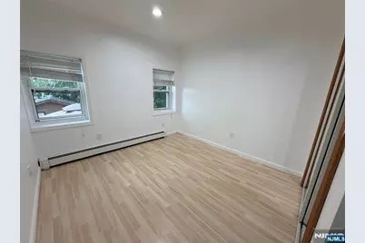 165 Macarthur Avenue 1 #1, Garfield, NJ 07026 - Photo 5