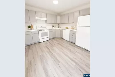 119 Valley Road, Clifton, NJ 07013 - Photo 3