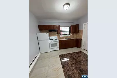 25 Oak Street 2 #2, Paterson, NJ 07501 - Photo 15