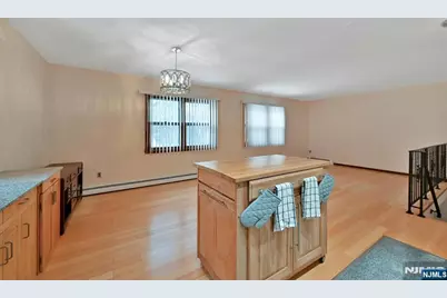 27 Beech Street, Hillsdale, NJ 07642 - Photo 15