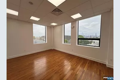 407 39th 502 #502, Union City, NJ 07087 - Photo 5