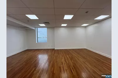 407 39th 503 #503, Union City, NJ 07087 - Photo 5
