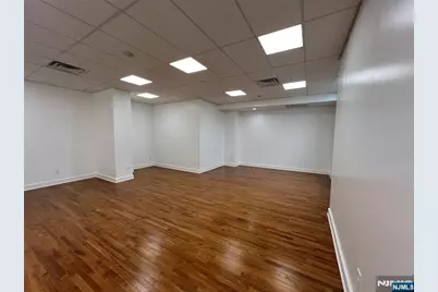 407 39th 503 #503, Union City, NJ 07087 - Photo 3
