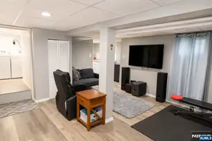 126 Post Ave, Lyndhurst Township, NJ 07071 - Photo 17