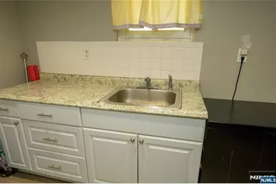 126 Post Avenue, Lyndhurst Township, NJ 07071 - Photo 23