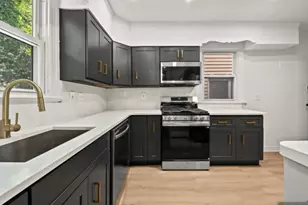 12 Clifford St, East Orange, NJ 07018 - Photo 7