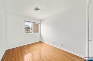 300 Gorge Road 1, Cliffside Park, NJ 07010 - Photo 21