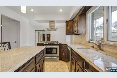 460 Jane Street 1 #1, Fort Lee, NJ 07024 - Photo 13