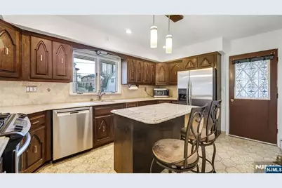 460 Jane Street 1 #1, Fort Lee, NJ 07024 - Photo 11