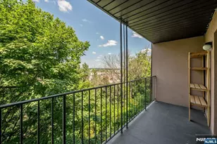 6409 Liberty I1, North Bergen, NJ 07047 - Photo 21