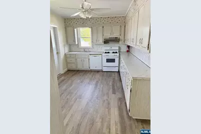 66 Milton Avenue, Nutley, NJ 07110 - Photo 3