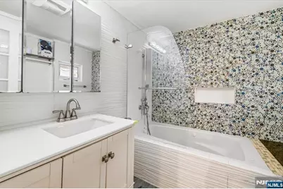 1-07 Lyons Avenue, Fair Lawn, NJ 07410 - Photo 23