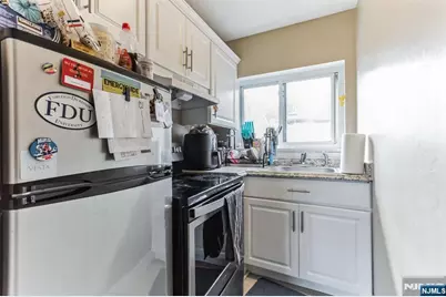 207 Polifly Road 2074 #2074, Hackensack, NJ 07601 - Photo 5