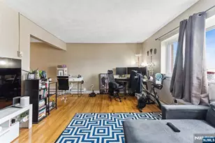 207 Polifly Road 2074, Hackensack, NJ 07601 - Photo 3