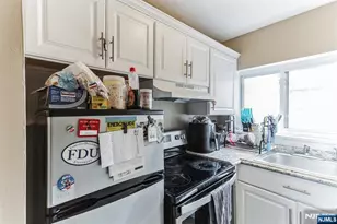 207 Polifly Road 2074, Hackensack, NJ 07601 - Photo 7