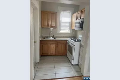 159 Ackerman Avenue 2 #2, Clifton, NJ 07011 - Photo 7