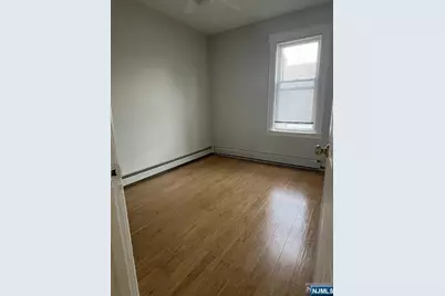 159 Ackerman Avenue 2 #2, Clifton, NJ 07011 - Photo 5
