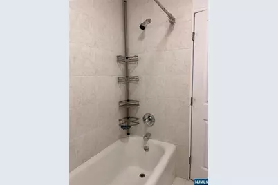 298 Farrant Terrace 1 #1, Teaneck Township, NJ 07666 - Photo 11