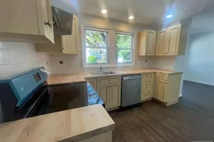 298 Farrant Terrace 1, Teaneck Township, NJ 07666 - Photo 3