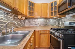 159 Ackerman Ave, Clifton, NJ 07011 - Photo 5