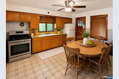 105 Bergen Street, Garfield, NJ 07026 - Photo 3