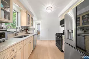 85 Park Ave, Cresskill, NJ 07626 - Photo 9