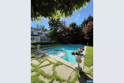 197 Cedar Street, Englewood, NJ 07631 - Photo 15