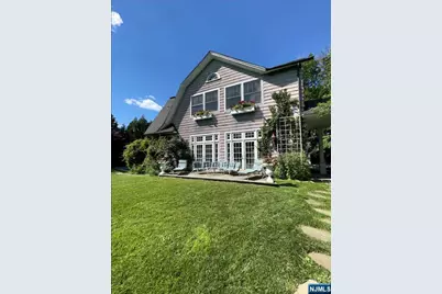 197 Cedar Street, Englewood, NJ 07631 - Photo 13