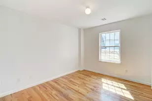 627 Hunterdon St, Newark, NJ 07108 - Photo 9