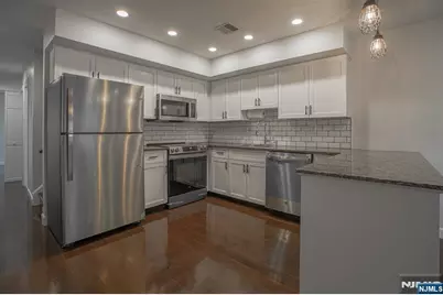 31 Fairmount Avenue 6A #6A, Hackensack, NJ 07601 - Photo 5