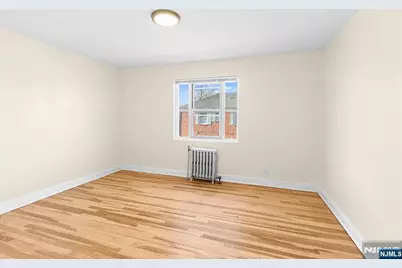 28 Sheffield Avenue C4 #C4, Englewood, NJ 07631 - Photo 7