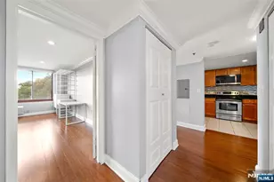 100 Old Palisade Road 801, Fort Lee, NJ 07024 - Photo 9