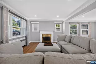 29 Laurel Ave, Livingston, NJ 07039 - Photo 3