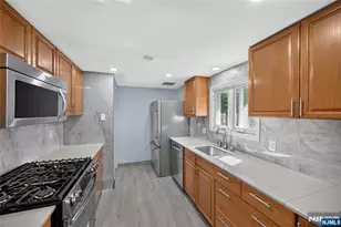 29 Laurel Ave, Livingston, NJ 07039 - Photo 9