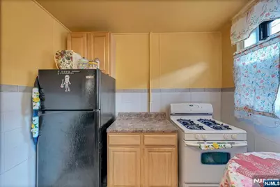 6114 Highland Place 1H #1H, West New York, NJ 07093 - Photo 5