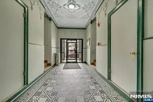 6114 Highland Pl 1H, West New York, NJ 07093 - Photo 3