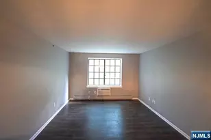 1418 Faulkner Ct, Mahwah, NJ 07430 - Photo 5
