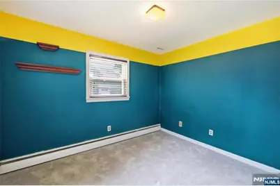 320 Ridgewood Blvd North, Washington Township, NJ 07676 - Photo 13