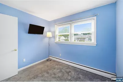 320 Ridgewood Blvd North, Washington Township, NJ 07676 - Photo 11