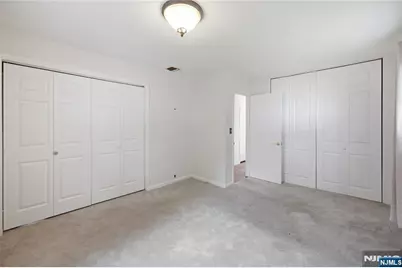 320 Ridgewood Blvd North, Washington Township, NJ 07676 - Photo 9