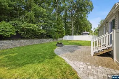 320 Ridgewood Blvd North, Washington Township, NJ 07676 - Photo 19