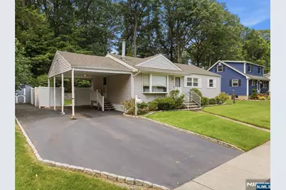 320 Ridgewood Blvd North, Washington Township, NJ 07676 - Photo 25