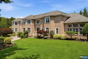 1 Wimbledon Ct, Cedar Grove, NJ 07009 - Photo 7