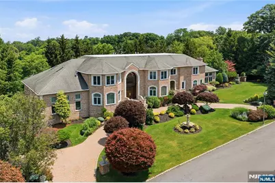1 Wimbledon Court, Cedar Grove, NJ 07009 - Photo 3