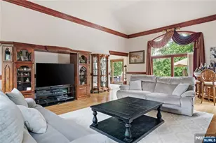 1 Wimbledon Ct, Cedar Grove, NJ 07009 - Photo 31
