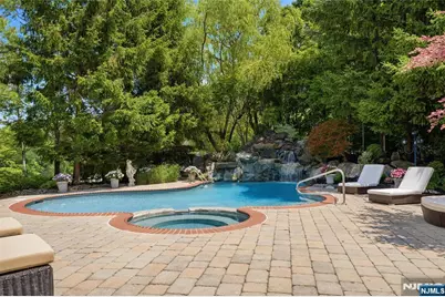 1 Wimbledon Court, Cedar Grove, NJ 07009 - Photo 45